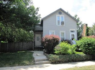 344 Silver St, Elgin, IL 60123