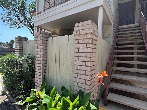 3rd image of 2120 El Paseo St APT 2102