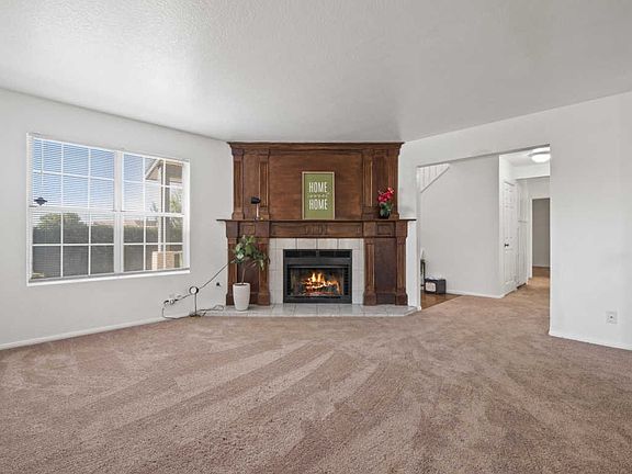 5th image of 43669 Park Ave