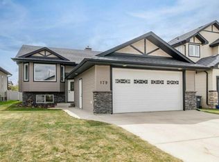 179 N Issard Close, Red Deer, AB T4R0C2