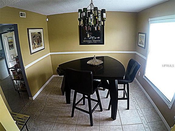 4th image of 8816 Bay Vista Ct