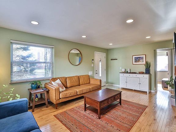 5th image of 1115 Joetta Dr