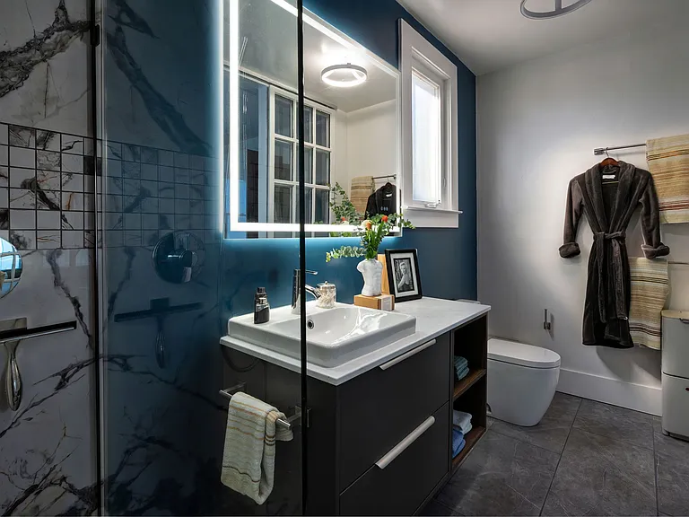 1023 Broadway #1023 — Photo 35