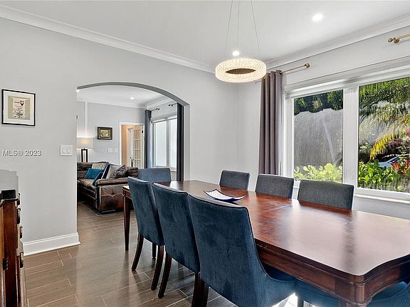 4th image of 4477 N Michigan Ave