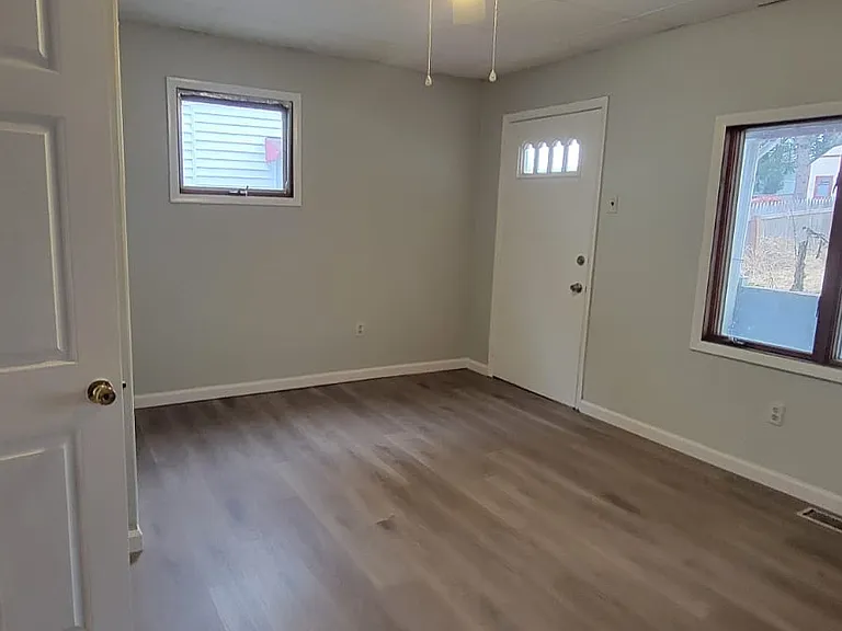 302 Lehigh St #302 — Photo 4