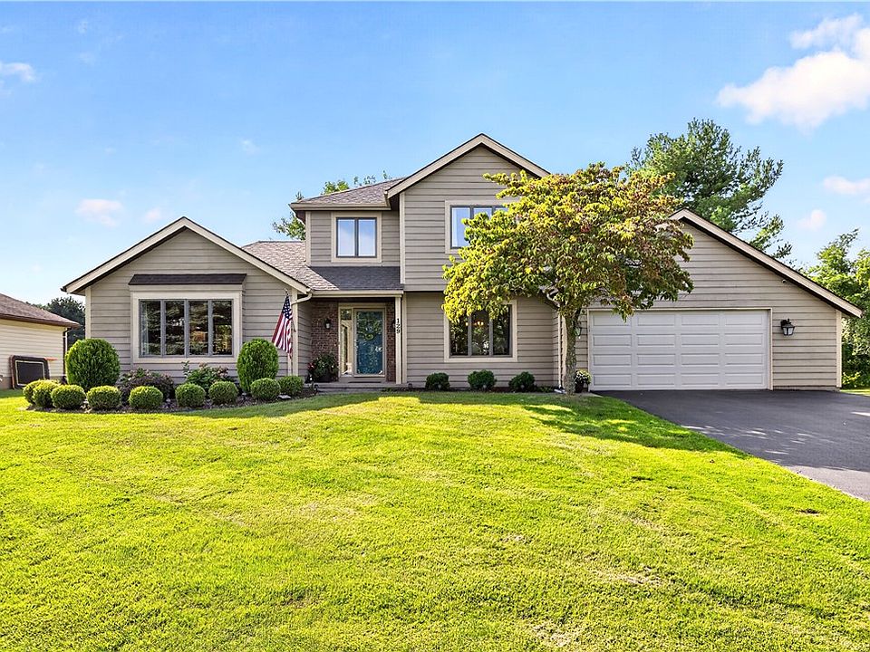 1st image of 129 Brandy Brook Ln