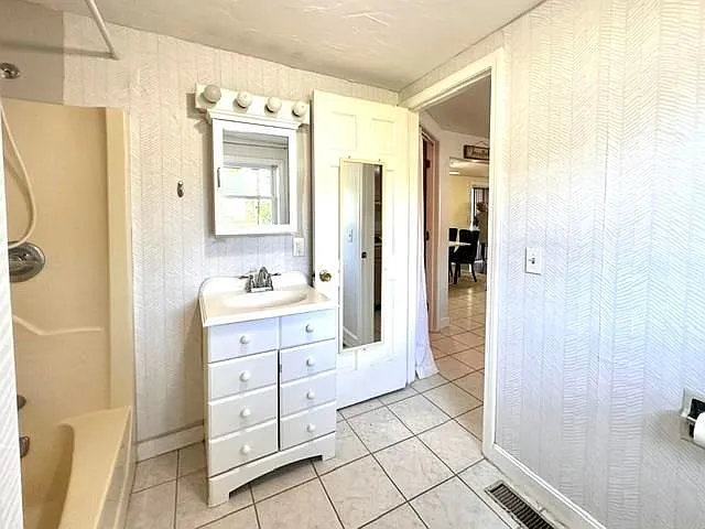 49 Mudgett Hill Rd #2 — Photo 13