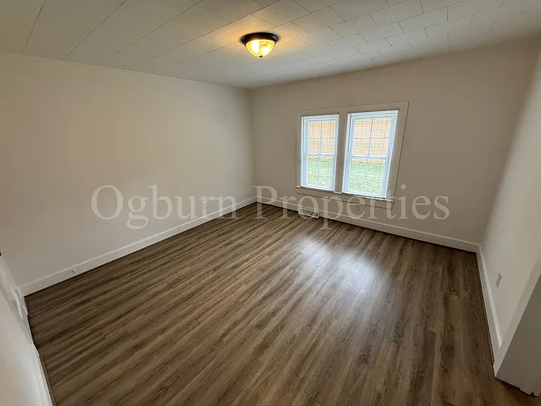 3867 Leo St — Photo 7