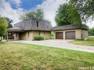 2448 Marquette Rd, Ionia, MI 48846