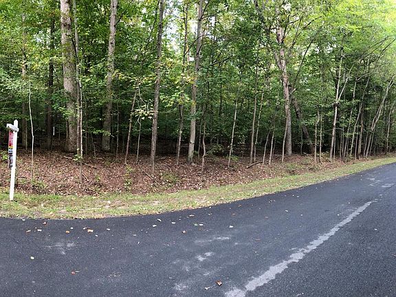3rd image of 498 Winding Creek Ct
