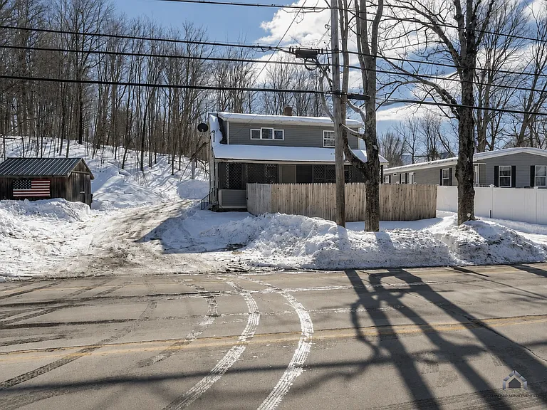 37 Windsor St #1 — Photo 11