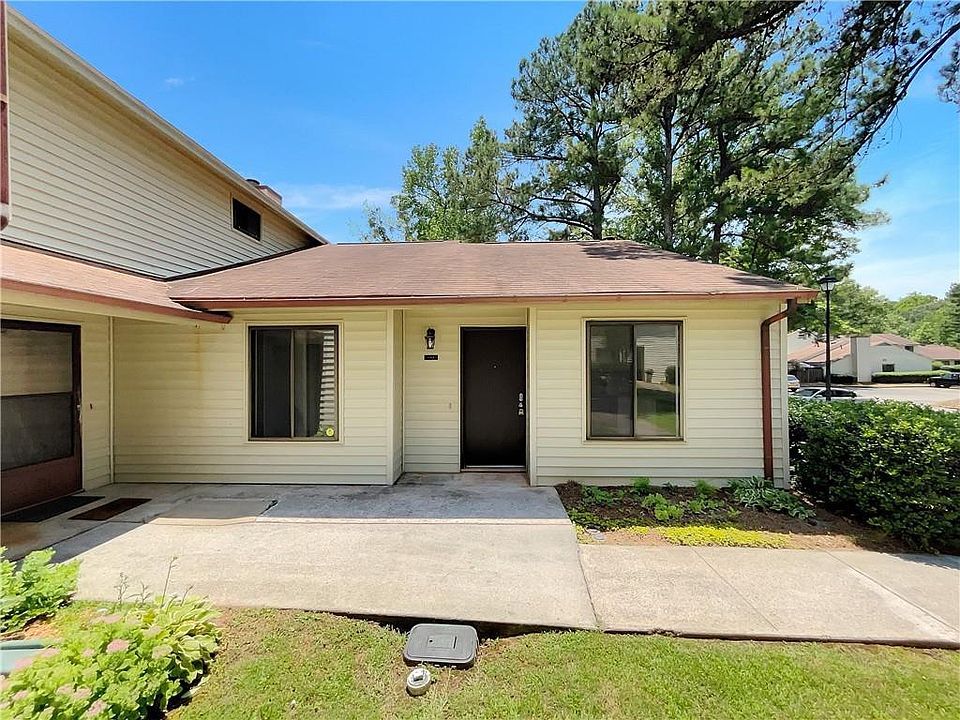 1st image of 1152 Country Ct