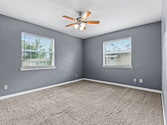 5th image of 502 McKeithan St APT 5A