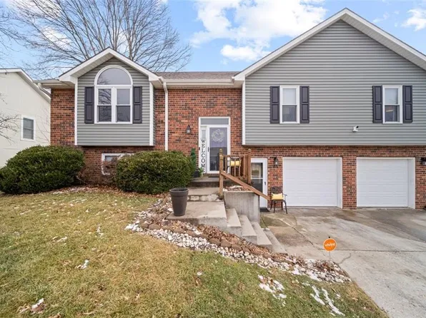705 Feldspar St, Kearney, MO 64060