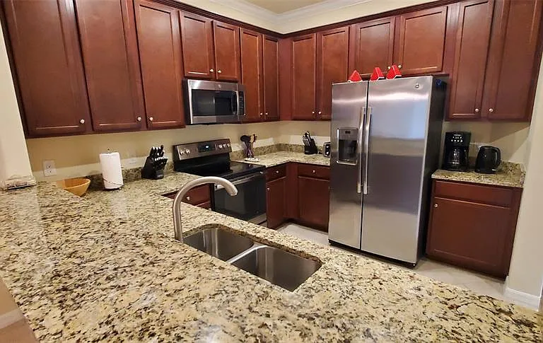 20229 Lagente Cir — Photo 3