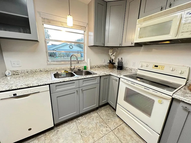 3501 E Grant Ave — Photo 21