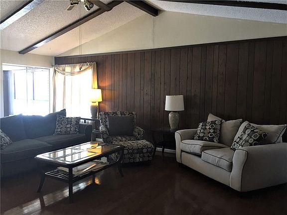3rd image of 3114 Longbow Dr