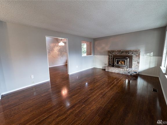 5th image of 12002 151st Street Ct E