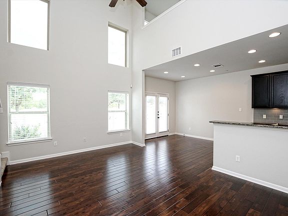 3rd image of 1900 Little Elm Trl APT 16