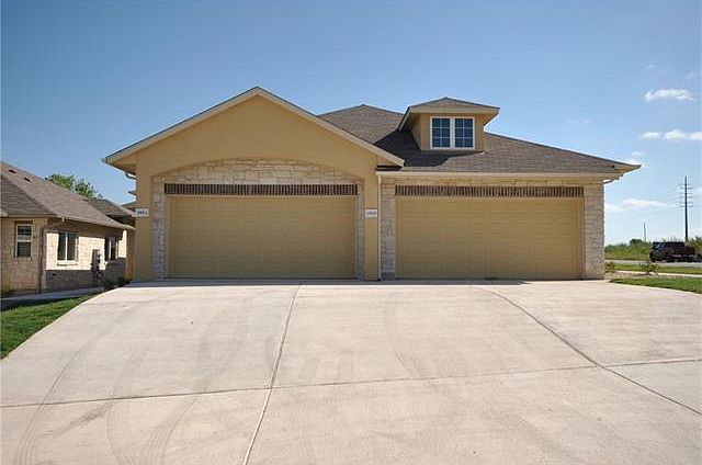 1st image of 20801 Muirfield Bend Cv Unit A