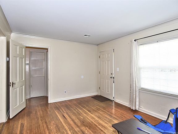 3rd image of 523 S Pittsburg Ave