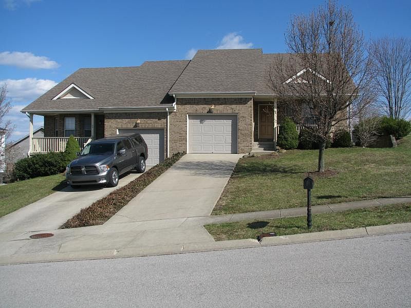 1st image of 98 Bay Hill Dr