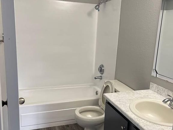 5th image of 29411 Pacific Hwy S #101