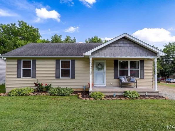 201 Loughborough St, Fredericktown, MO 63645