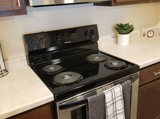 Pine Ridge Apartments, Madison, WI 53704
