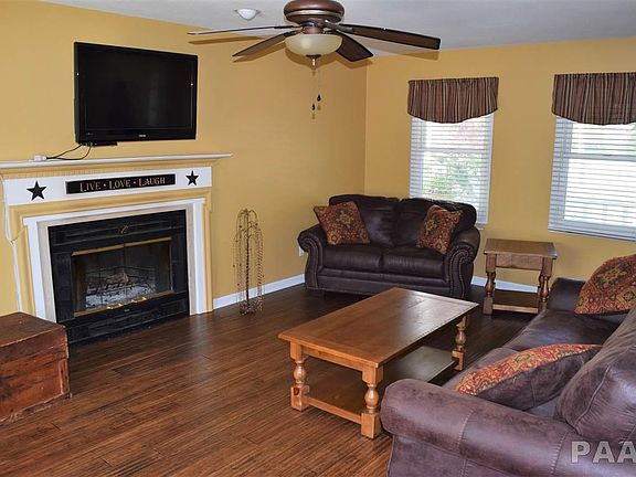 3rd image of 3730 W Saymore Ln