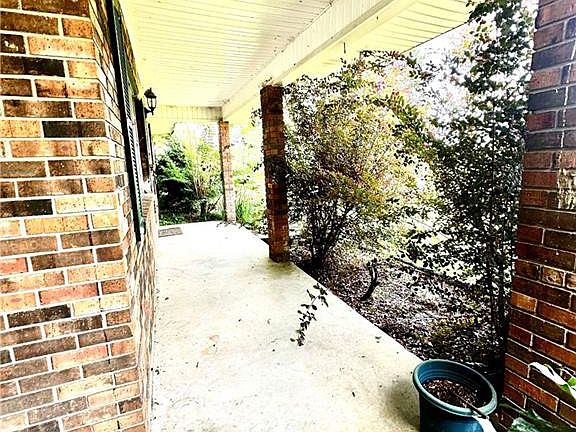 2nd image of 2970 Newman Rd