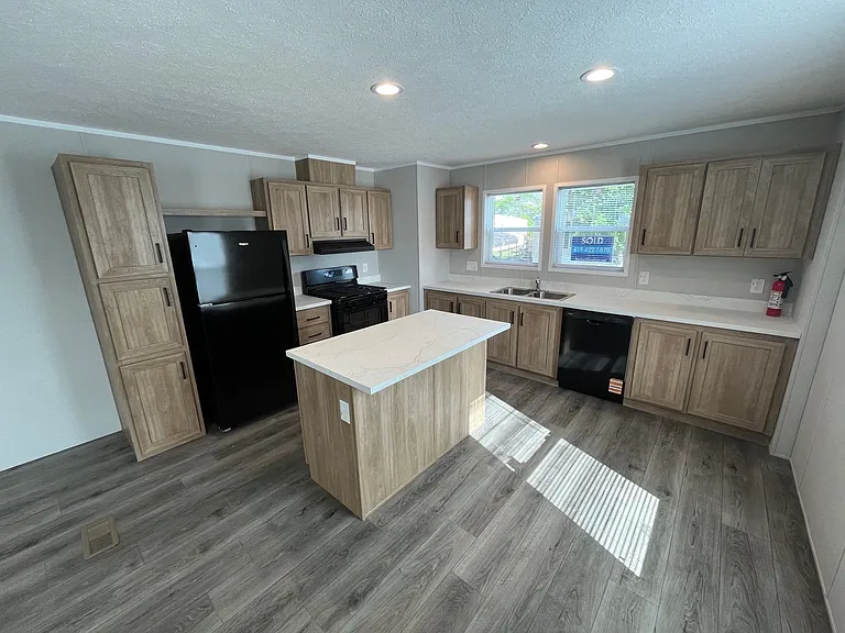 1023 Doune Dr — Photo 7