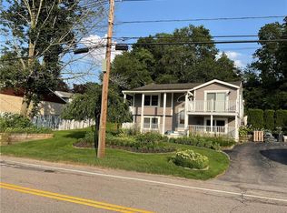 6 Pilgrim Ave, Coventry, RI 02816