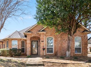 1300 Boardwalk St, Arlington, TX 76011
