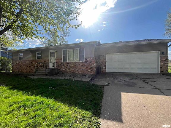 2nd image of 469 Wilshire Dr