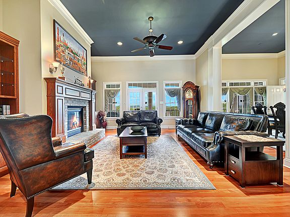 3rd image of 12340 Vista Brook Ln