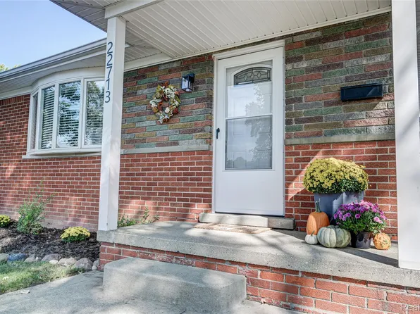 22713 Millenbach St, Saint Clair Shores, MI 48081