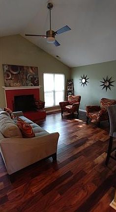 2nd image of 3018 Old House Cres