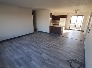 8 Montebello Rd APT A, Pueblo, CO 81001