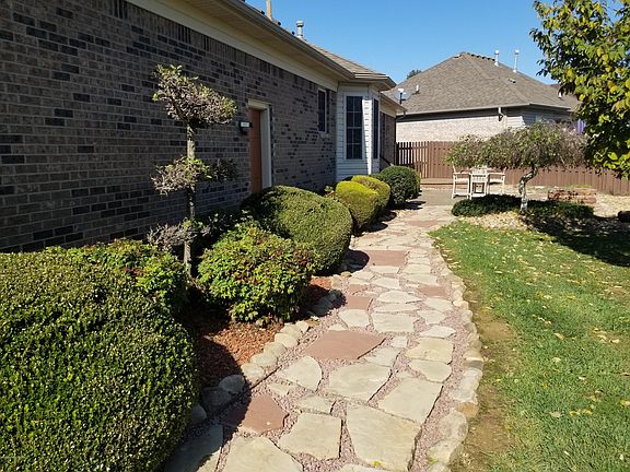 3rd image of 6315 Winding Stream Dr