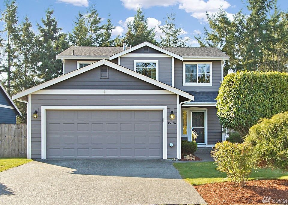 New 30-year roof in 2020 and exterior paint in 2019!