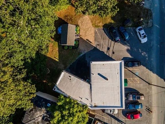 3rd image of 123 Sconticut Neck Rd