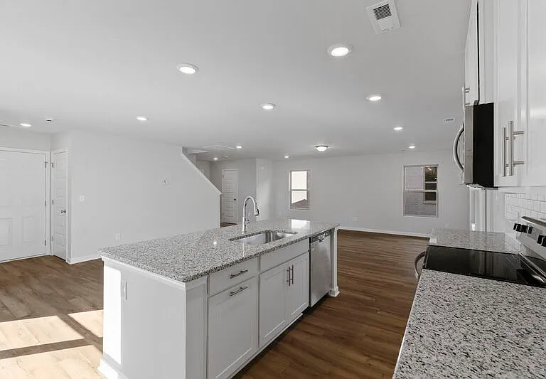 14616 Ravenel Dr — Photo 10