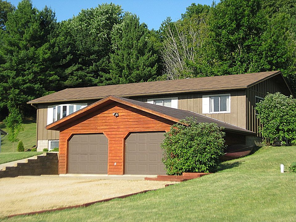 1st image of 26210 Linda Ln