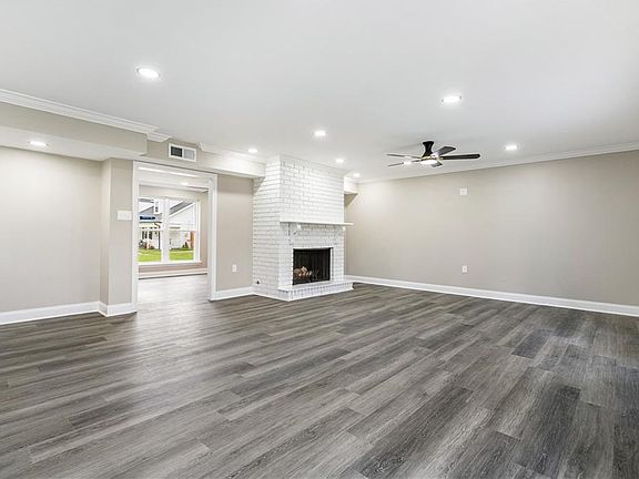 3rd image of 7200 Claridge Ct