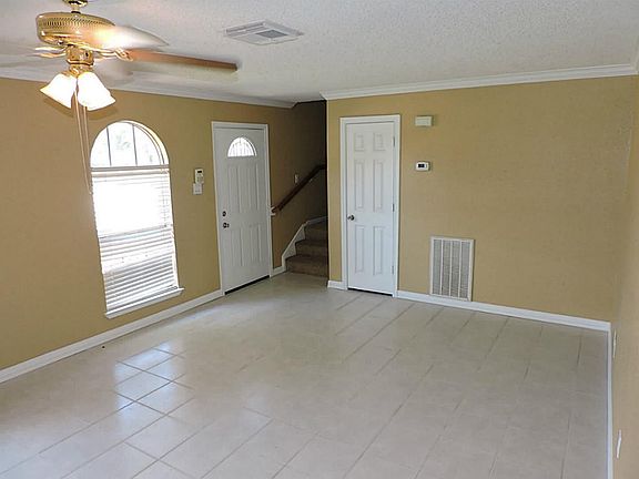 3rd image of 3819 Providence Ln