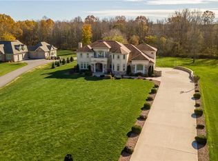 33 Golden Pond Trl, Spencerport, NY 14559