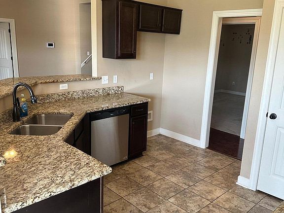 3rd image of 4725 Cantata Dr