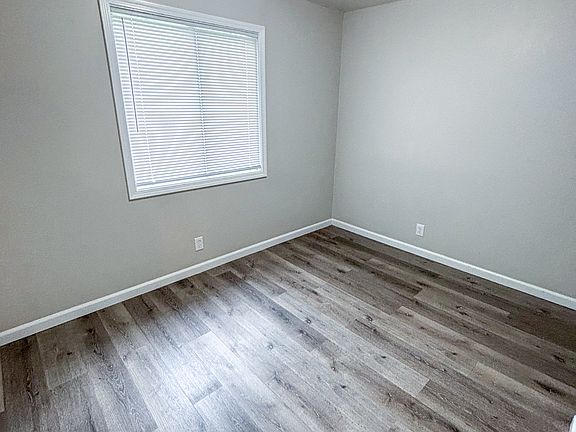 2nd image of 1321 SW Polk St #21014787