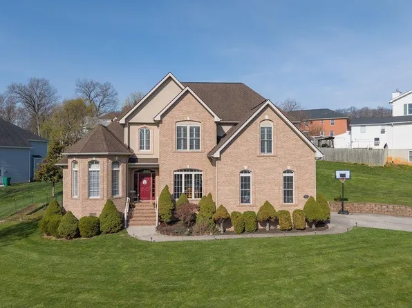 580 Regiment Rd, Penn Laird, VA 22846